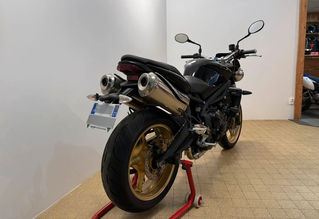 Triumph Street Triple 675
