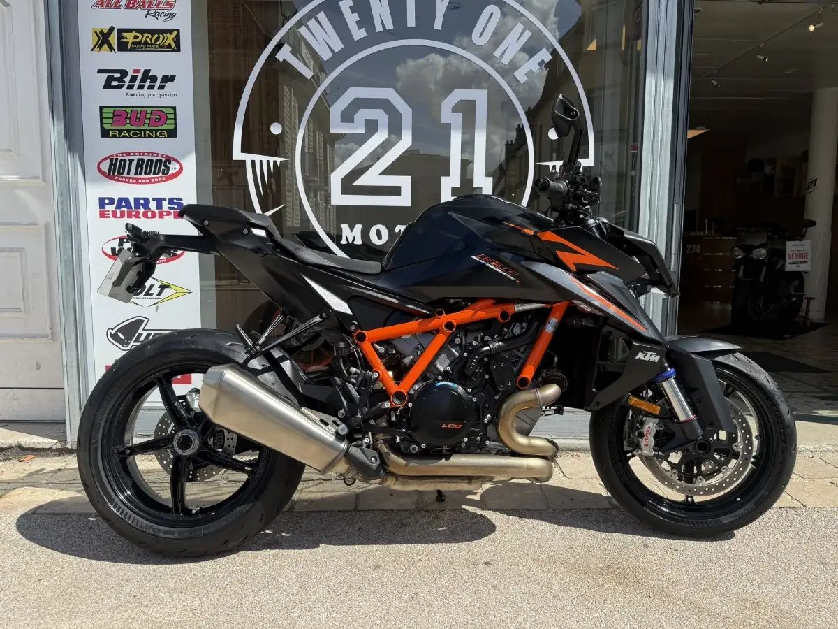 1390 SUPER DUKE R EVO