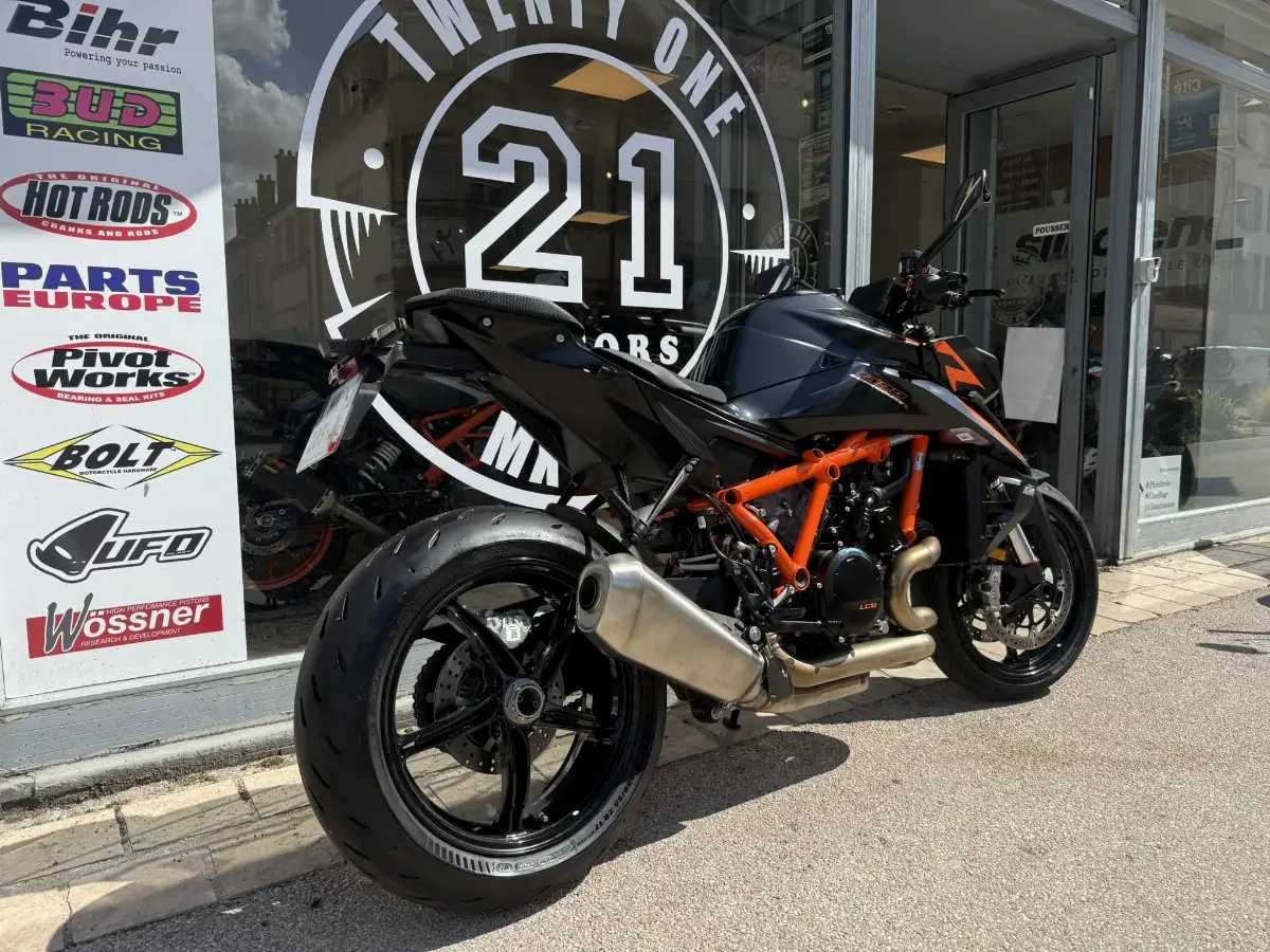 1390 SUPER DUKE R EVO
