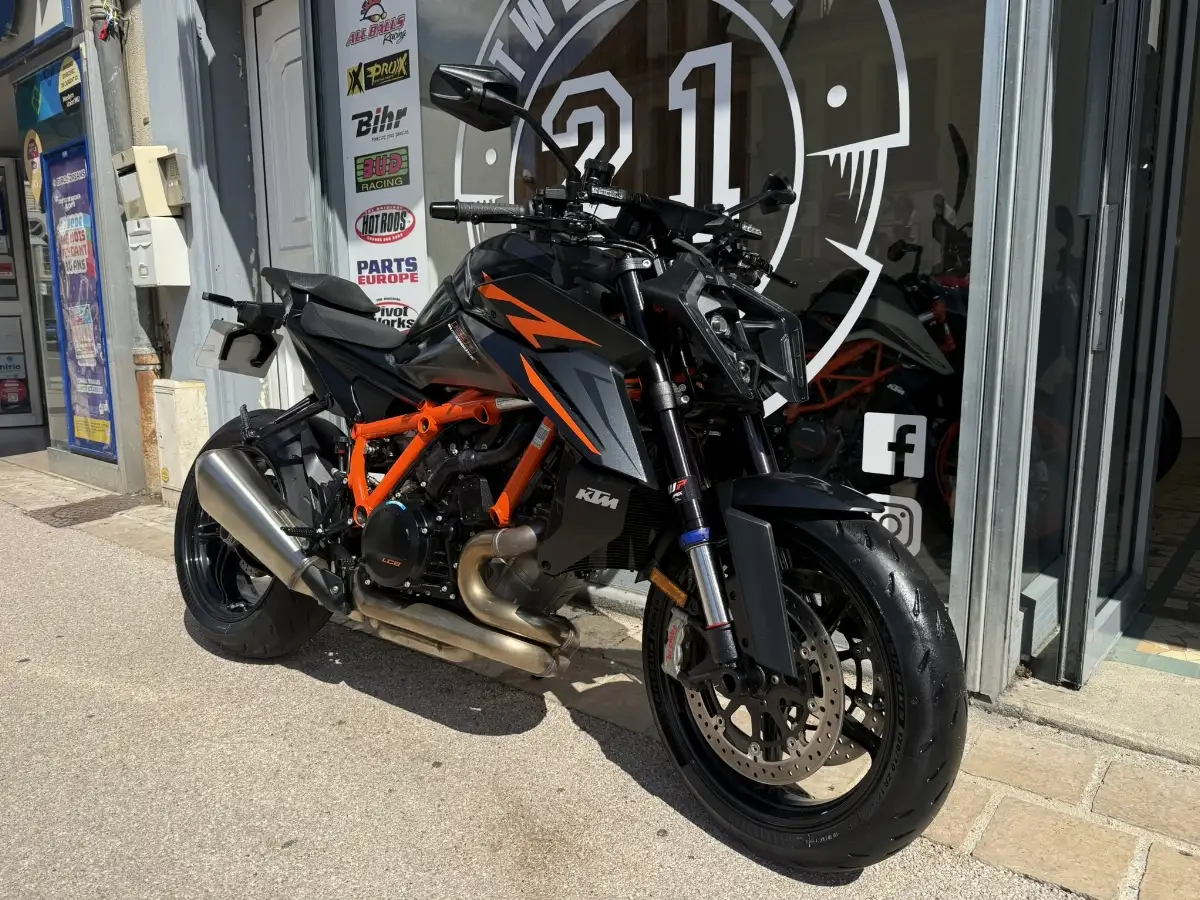 1390 SUPER DUKE R EVO