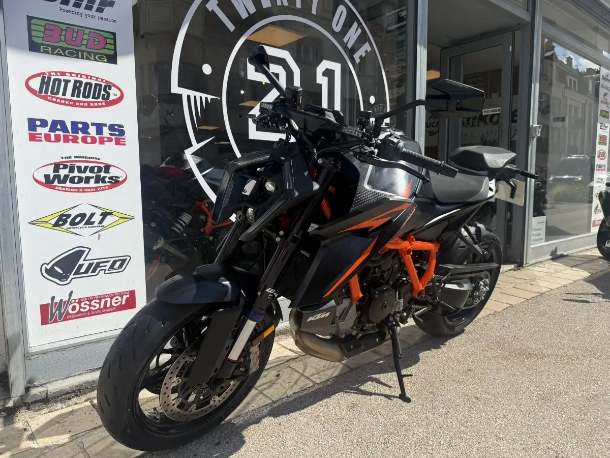 1390 SUPER DUKE R EVO