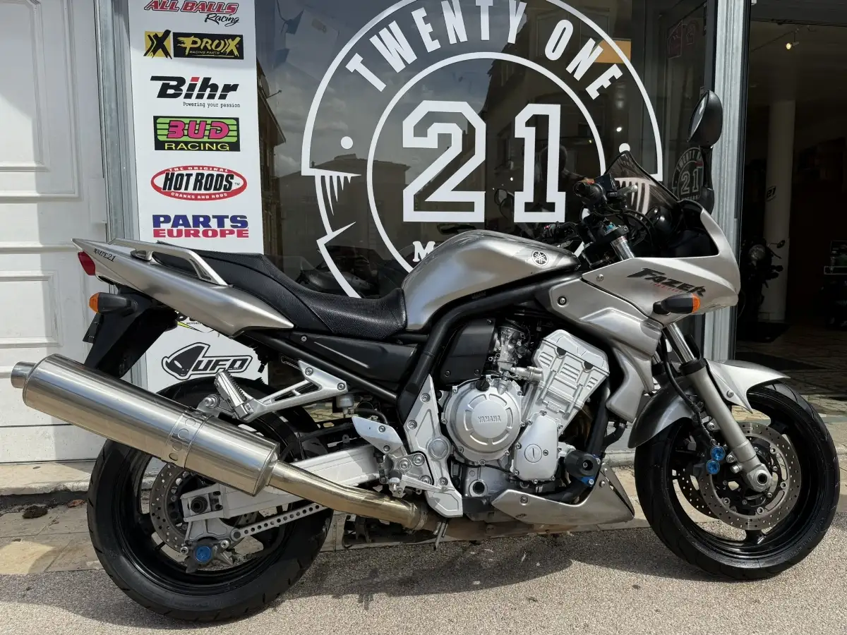 Yamaha 1000 FAZER